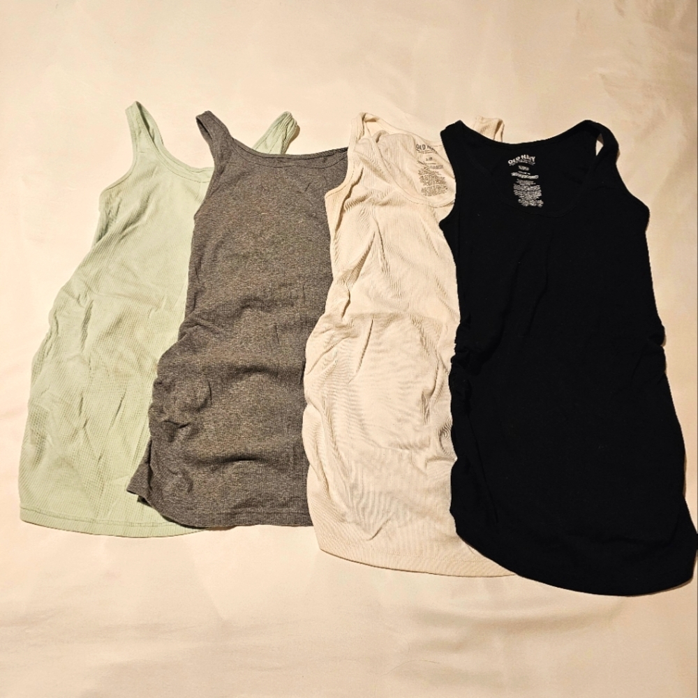 4 pack maternity tanks old navy